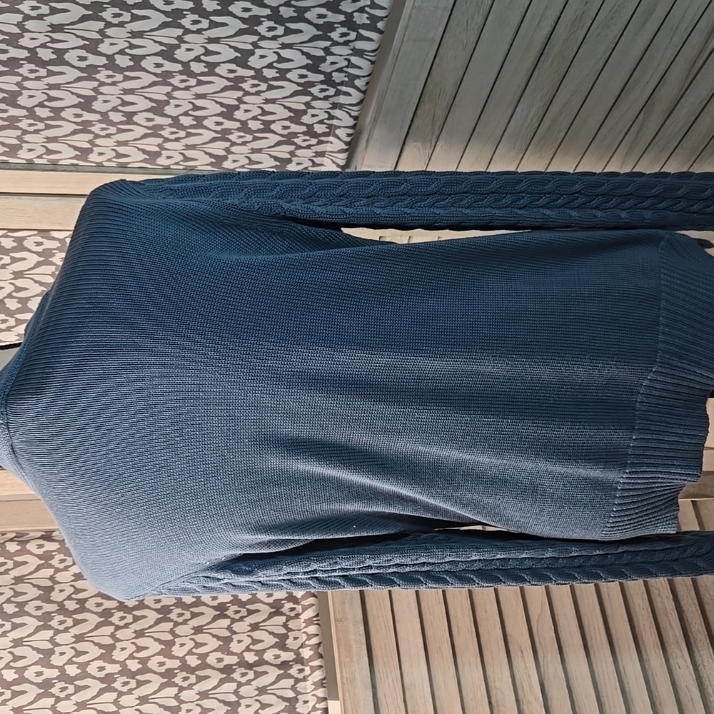 NWOT Belle by Kim Gravel Smoke Blue Cable Knit Cardigan Hip-Length - Picture 6 of 11